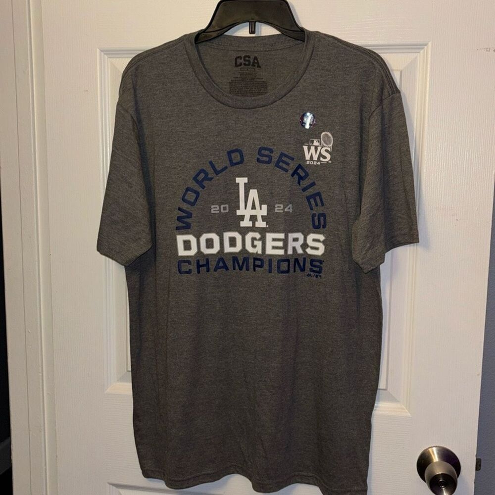 LA Dodgers | 2024 World Series | World Champions Tee - M Available NWT